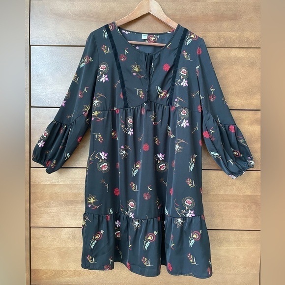 Old Navy Dark Romantic Floral Boho Dress with Tassel Neckline Medium Tiered - Picture 2 of 12